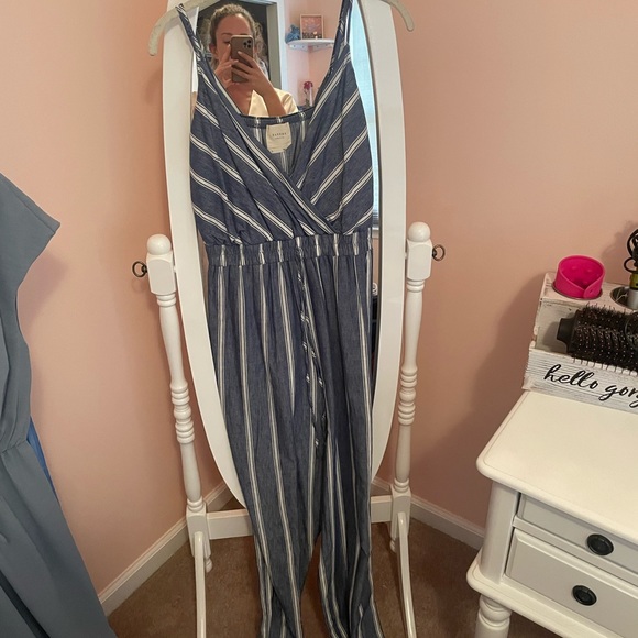 Jumpsuit - Picture 2 of 2